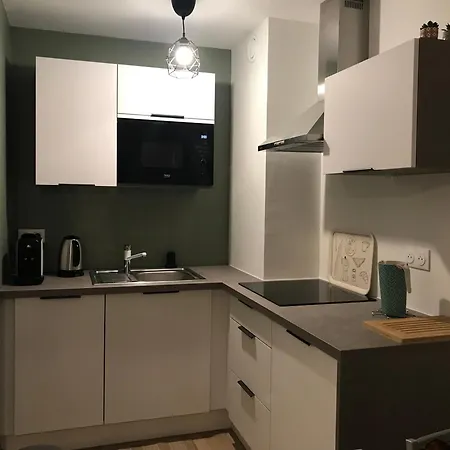 דירה Jolie Vue - Appt 2 Pieces - Vue Balcon Sud - 150m De La