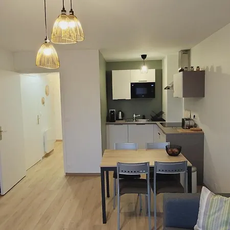Jolie Vue - Appt 2 Pieces - Vue Balcon Sud - 150m De La דירה וימרה